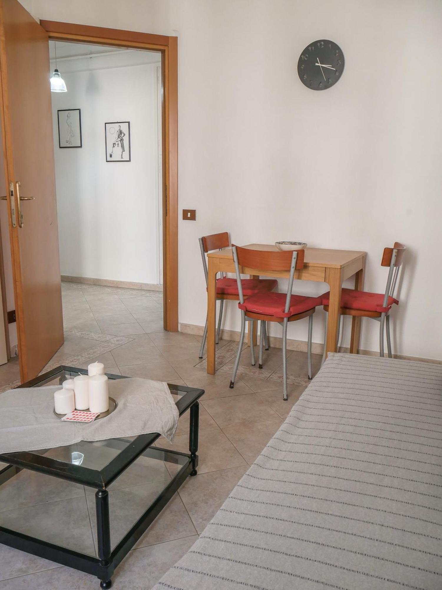 Modern 1 Bedroom Near Metro Rzym Zewnętrze zdjęcie