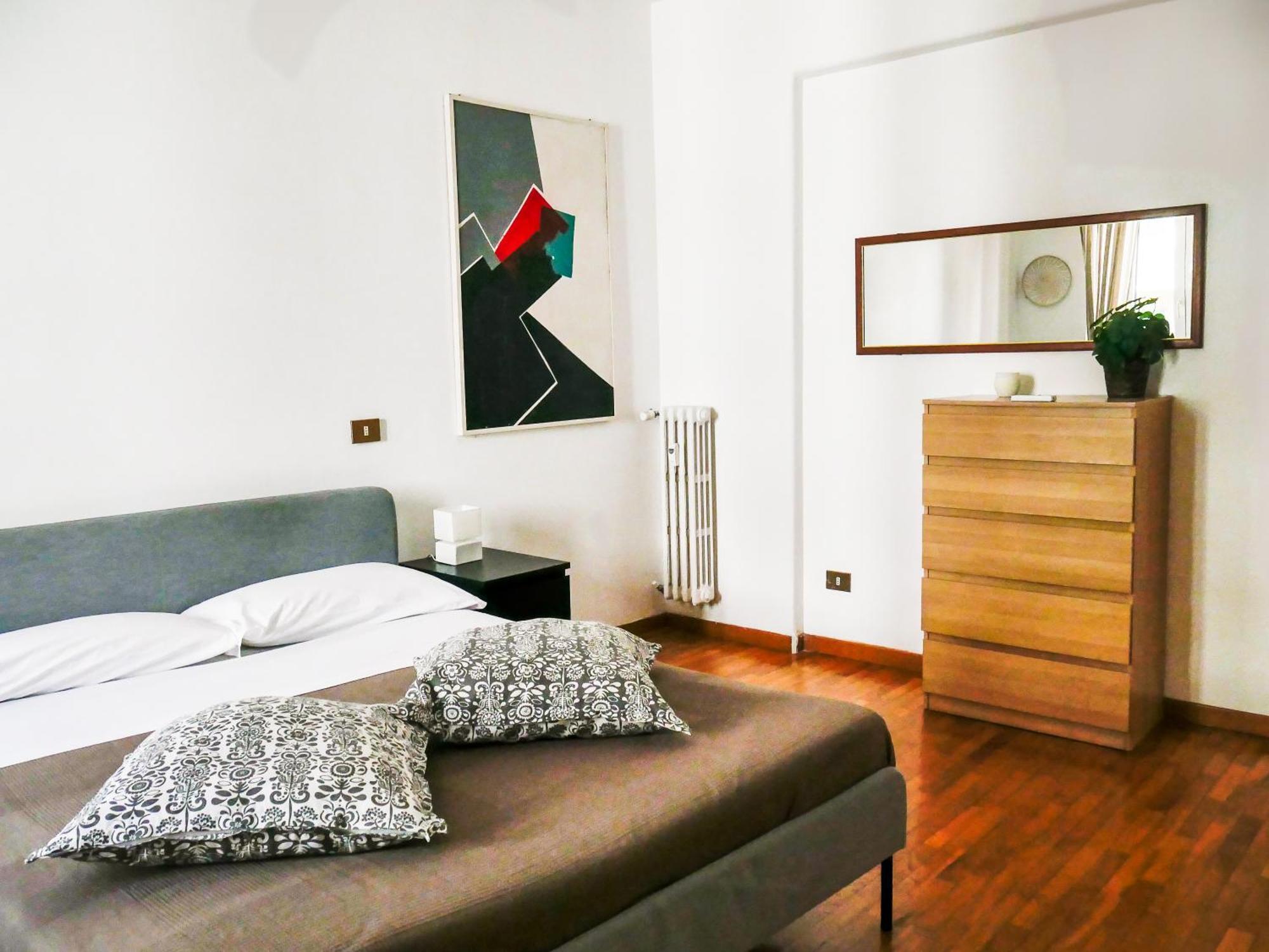 Modern 1 Bedroom Near Metro Rzym Zewnętrze zdjęcie