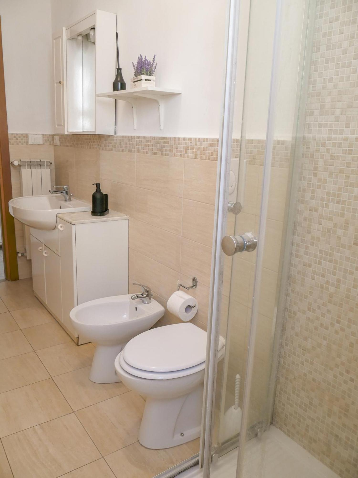 Modern 1 Bedroom Near Metro Rzym Zewnętrze zdjęcie